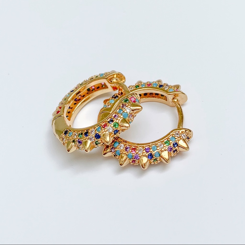 GOLD THICK TUBE HOOP EARRINGS, MINI CHUNKY HOOPS - Picture 6 of 7